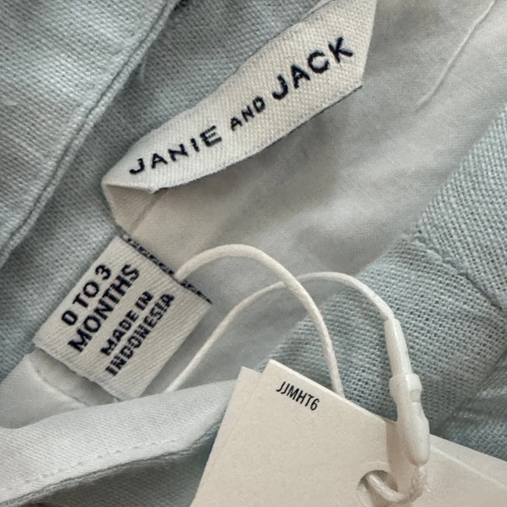 Janie and Jack charming light